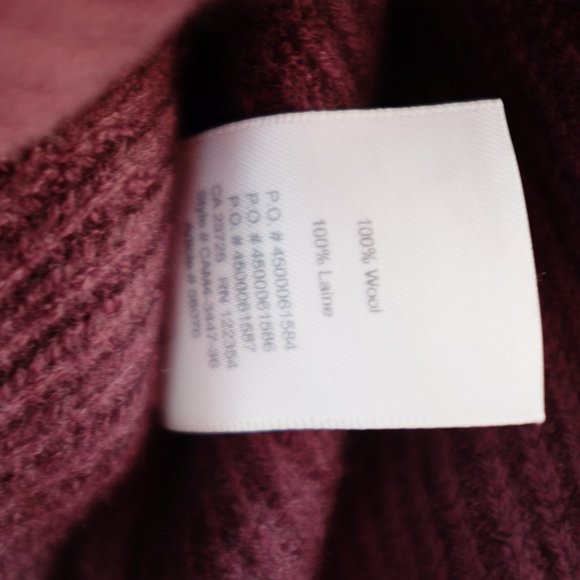 COPY - Wilfred Burgundy Durandal Wool Sleeveless Sweater Vest chucky knit Size … - Picture 9 of 10